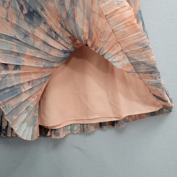 𝅺BCBGENERATION PLEATED MINI SKIRT, SIZE S, NWT - Picture 5 of 9